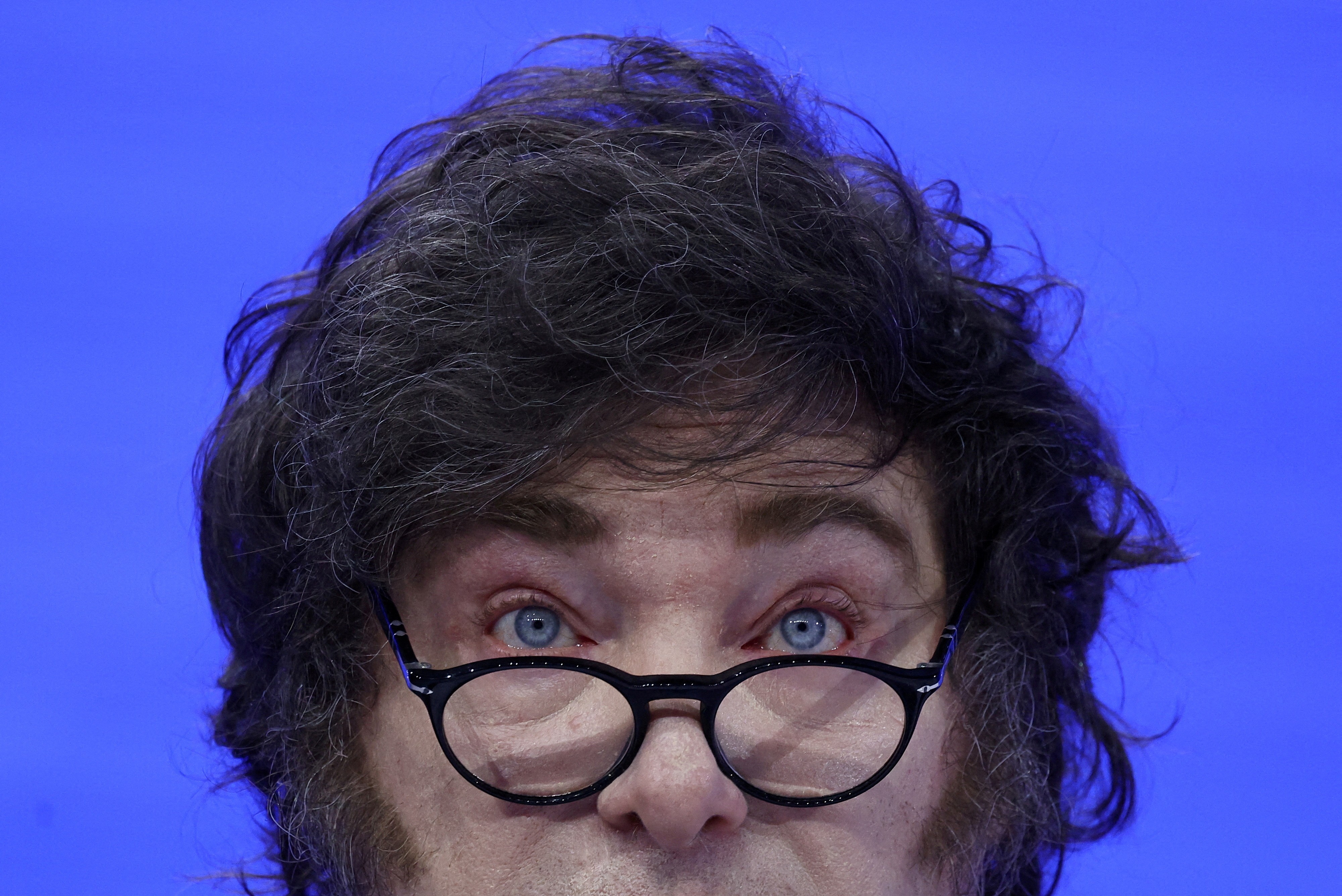 Derrotas no Congresso e escândalos expõem pesadelo de Milei antes de importantes eleições na Argentina