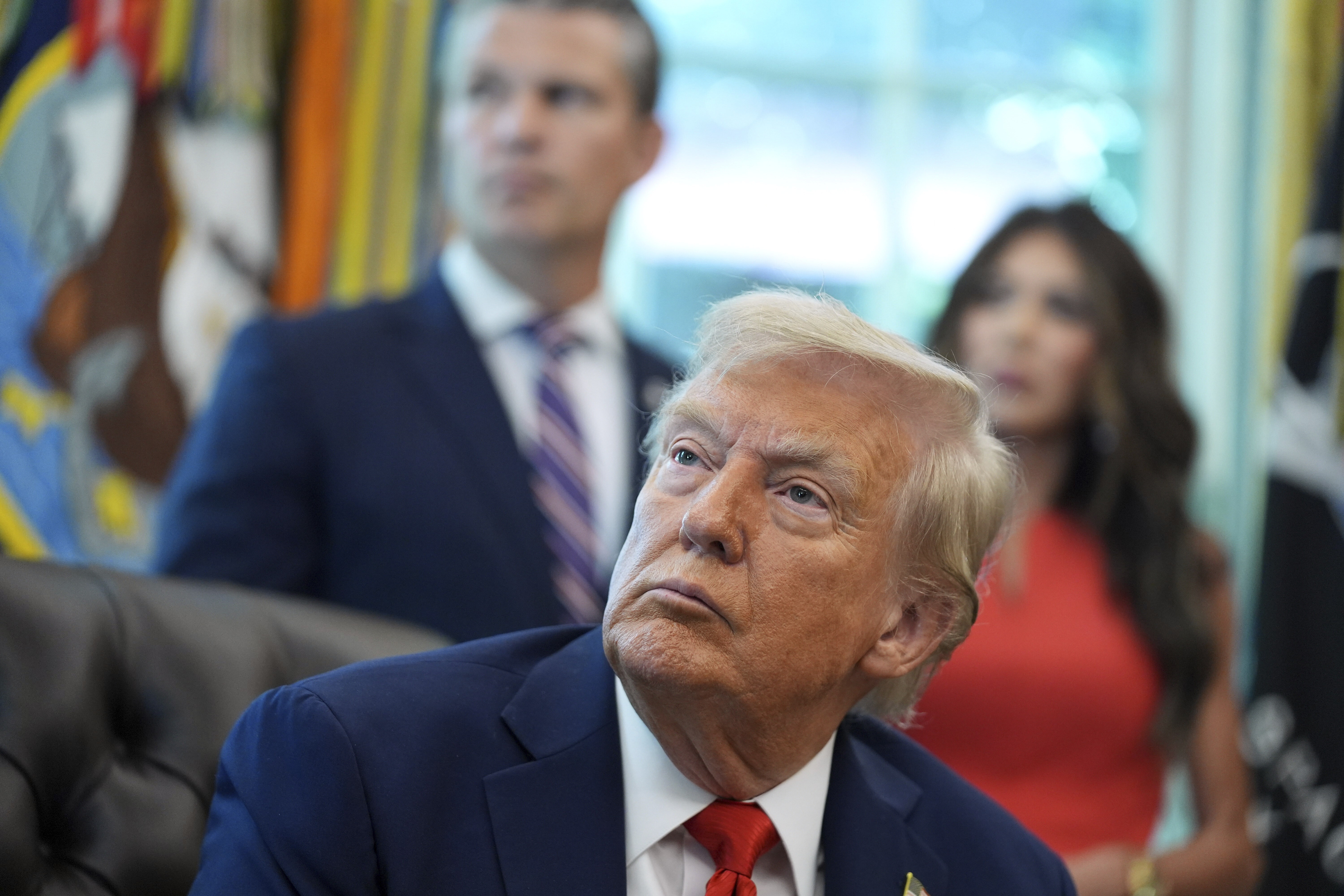 Trump diz que há pessoas 'muito boas' para substituir Lisa Cook no Fed: 'Tenho alguém em mente'