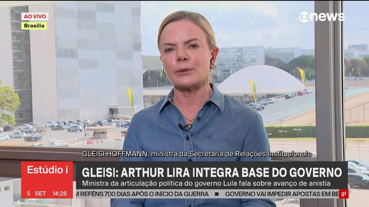 Arthur Lira integra a base do governo, diz ministra Gleisi Hoffmann