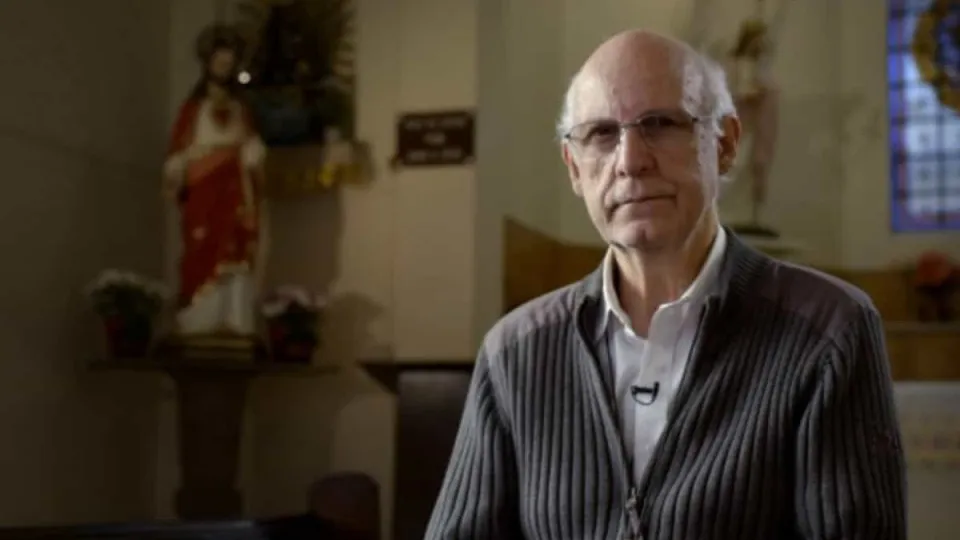 'Não quero ser exemplo para ninguém, só quero ser irmão de todos', diz Lancellotti após veto